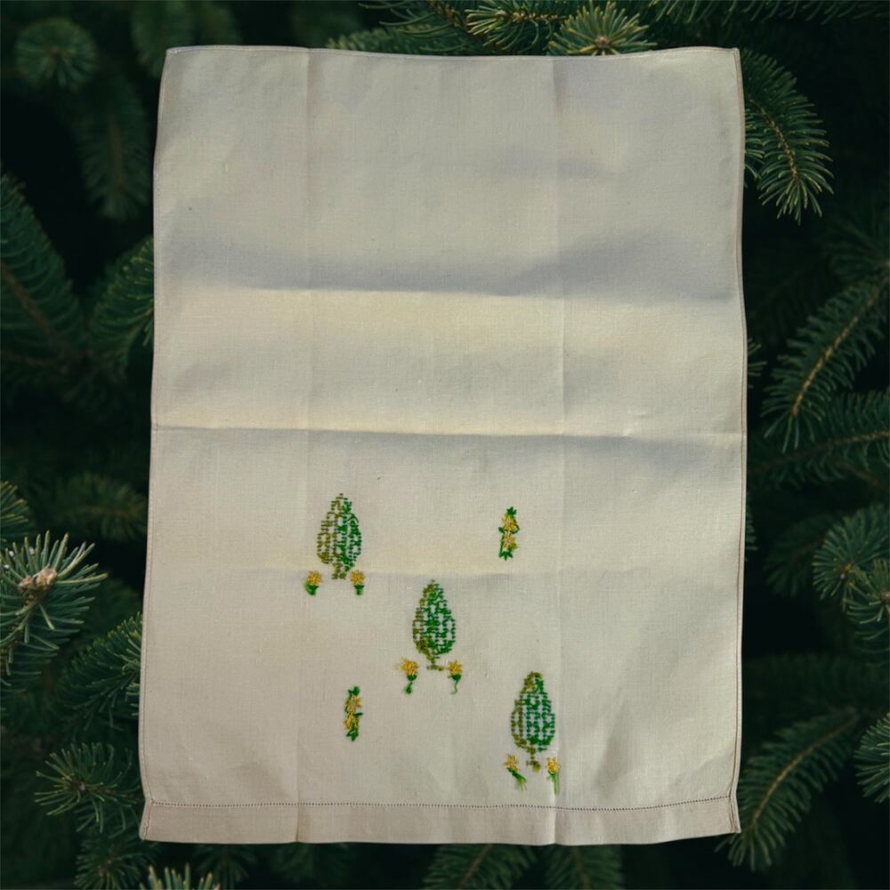VTG Linen Handmade Embroidered Napkin Cream Color Pine Trees Flowers Cottagecore
